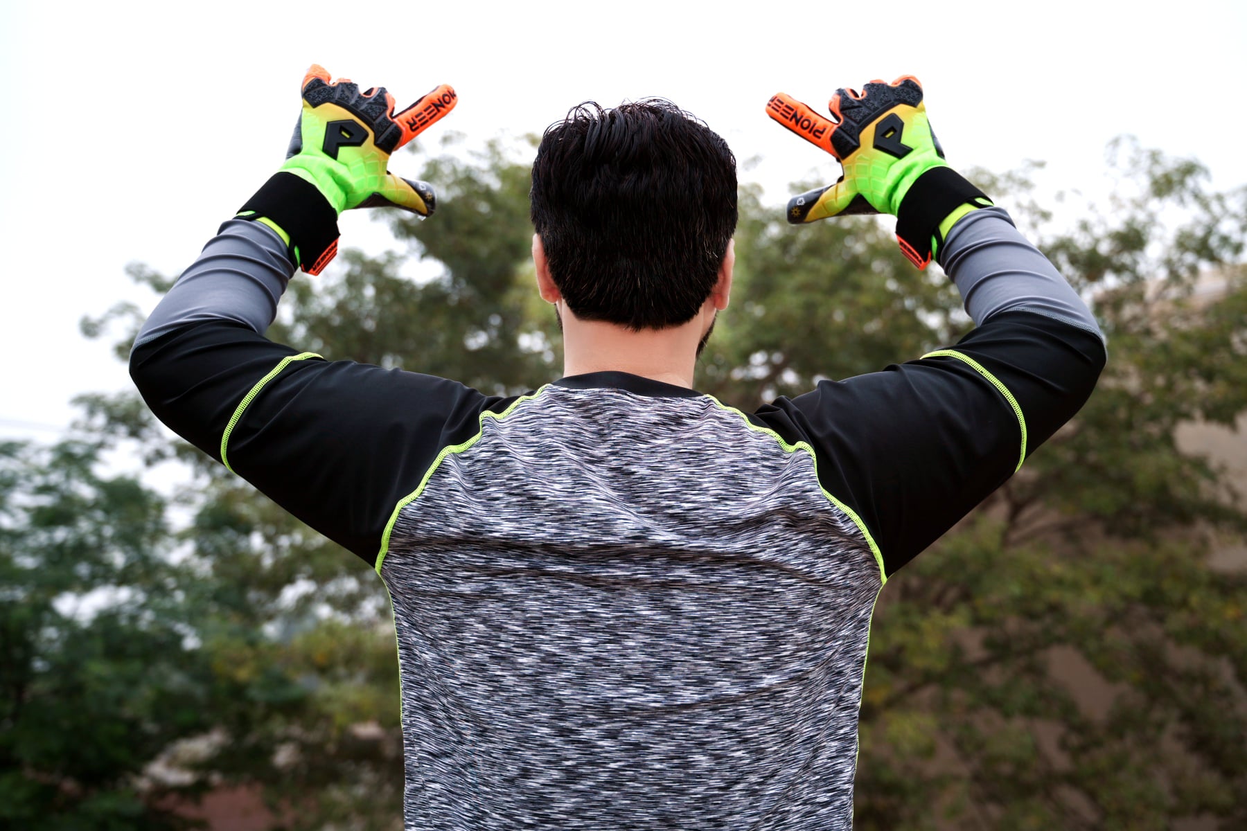 X-ONE Goalkeeper Gloves